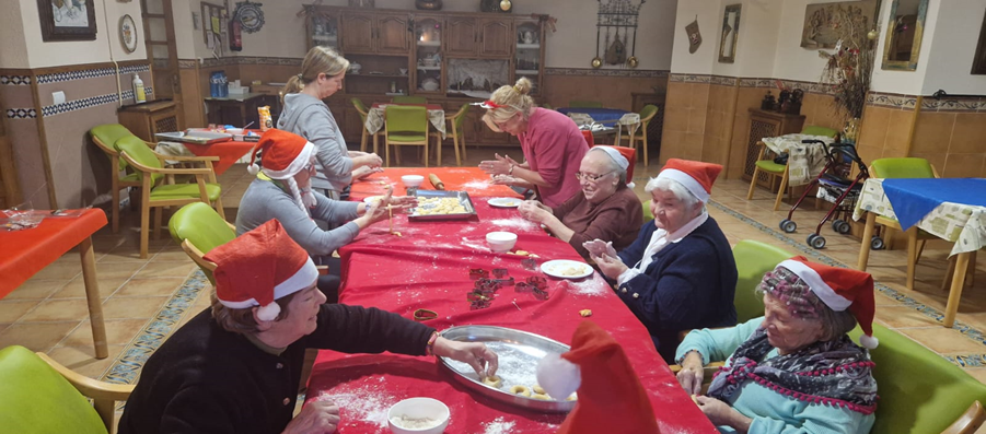 Reunión de la familia de la casa familiar Fundación Hogar Valcarce-Alfayate