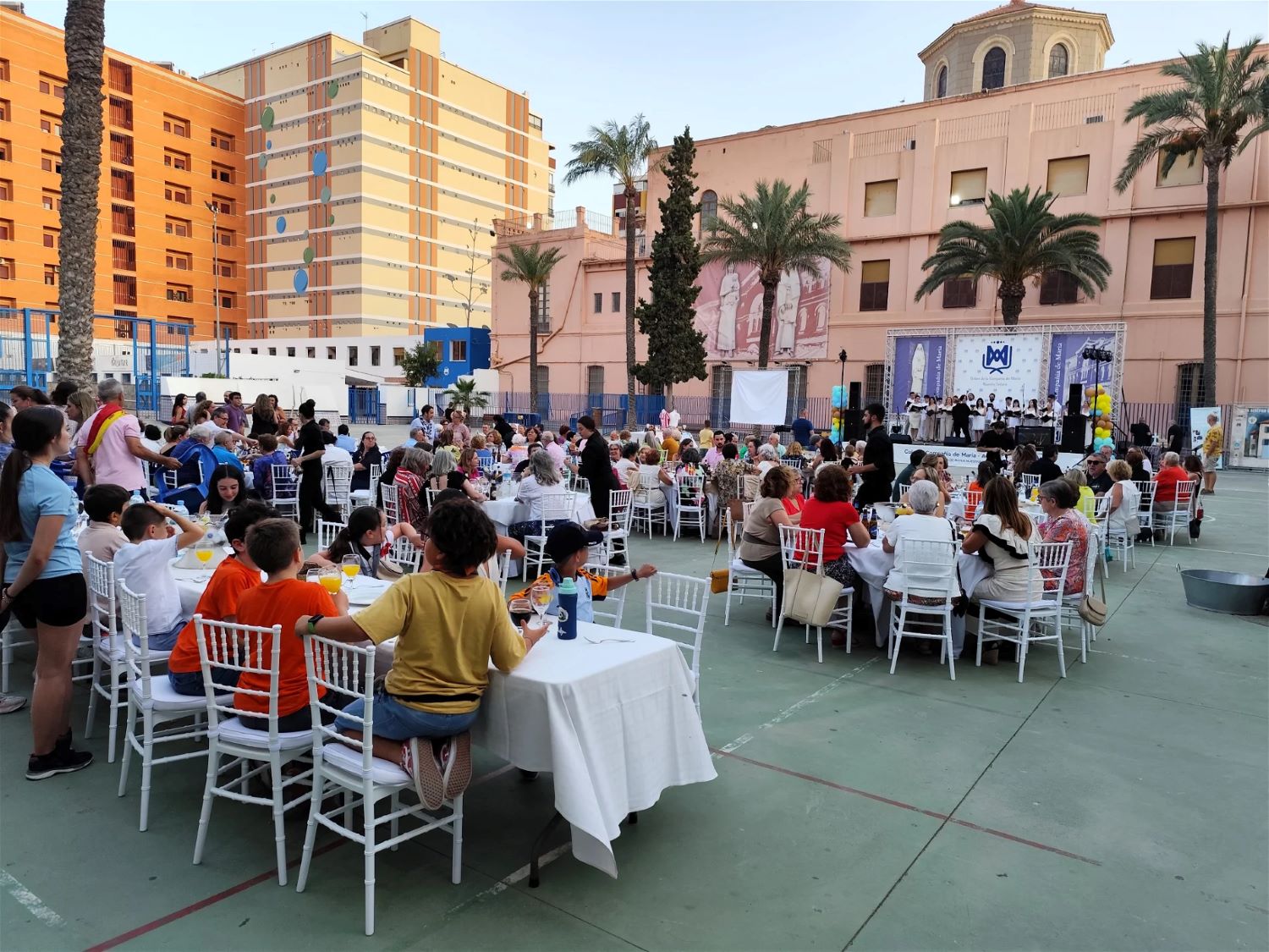 Cena solidaria Almería