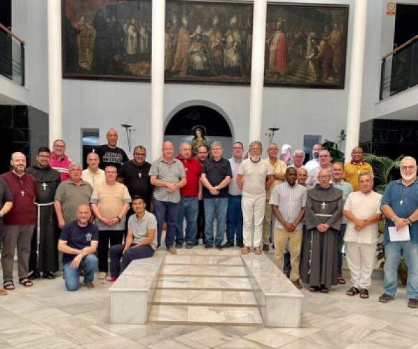 Encuentro de hermanos y Gobierno general