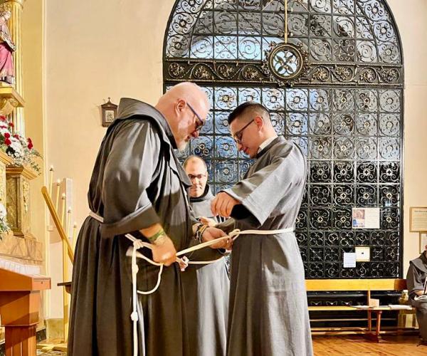 4 Oct San Francisco de Asís, toma de hábitos