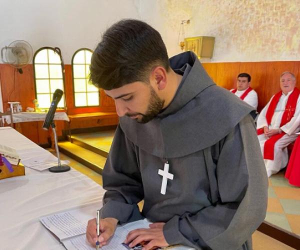 PROFESIÓN DE VOTOS TEMPORALES DEL HNO. MAXI QUIROGA.