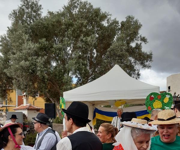 DÍA DE CANARIAS